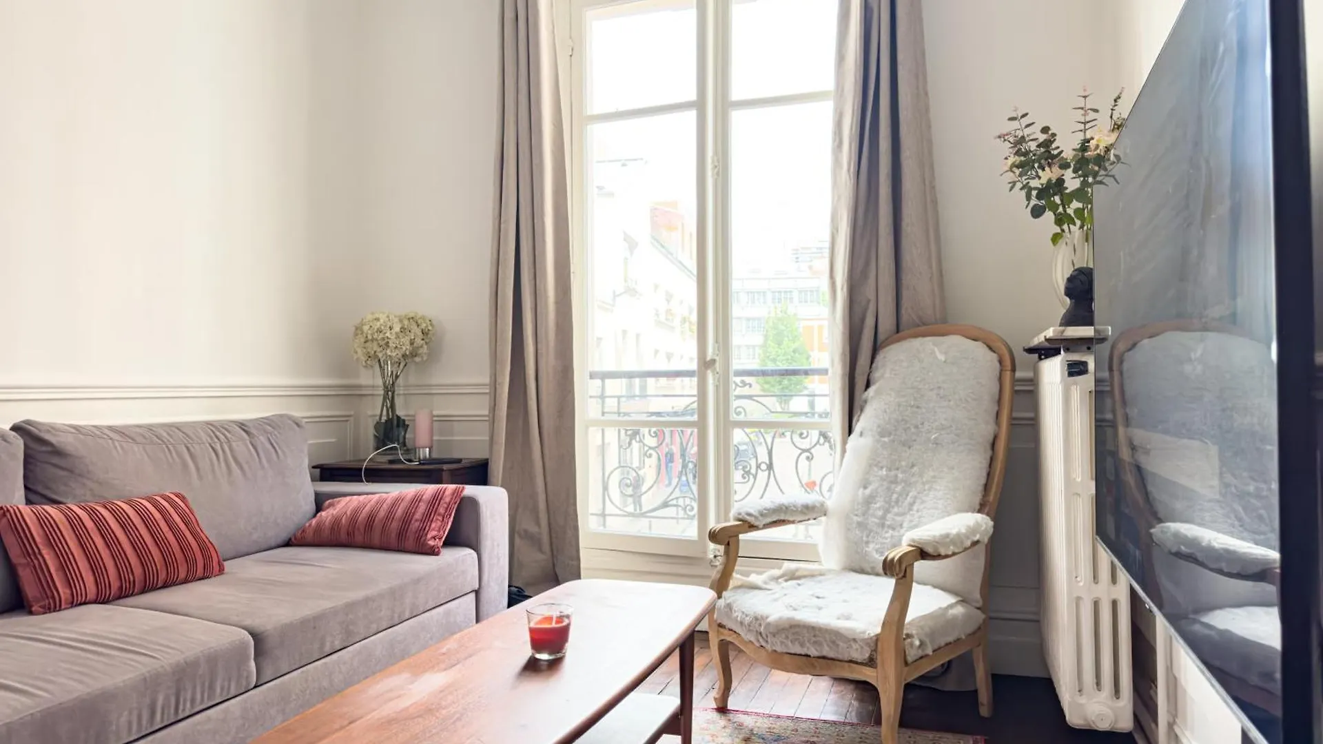 Penbed-2br- Lovely Parisian Near Bastille דירה
