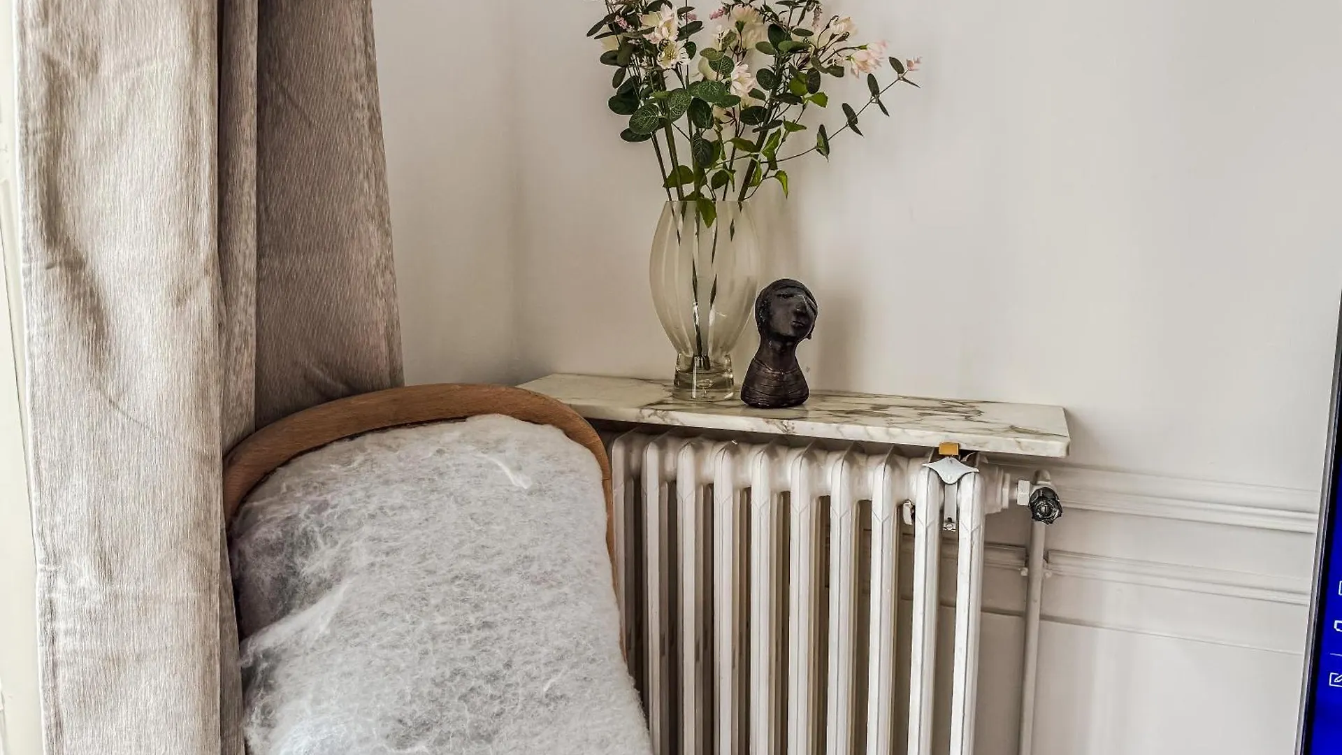 Penbed-2br- Lovely Parisian Near Bastille * Paris