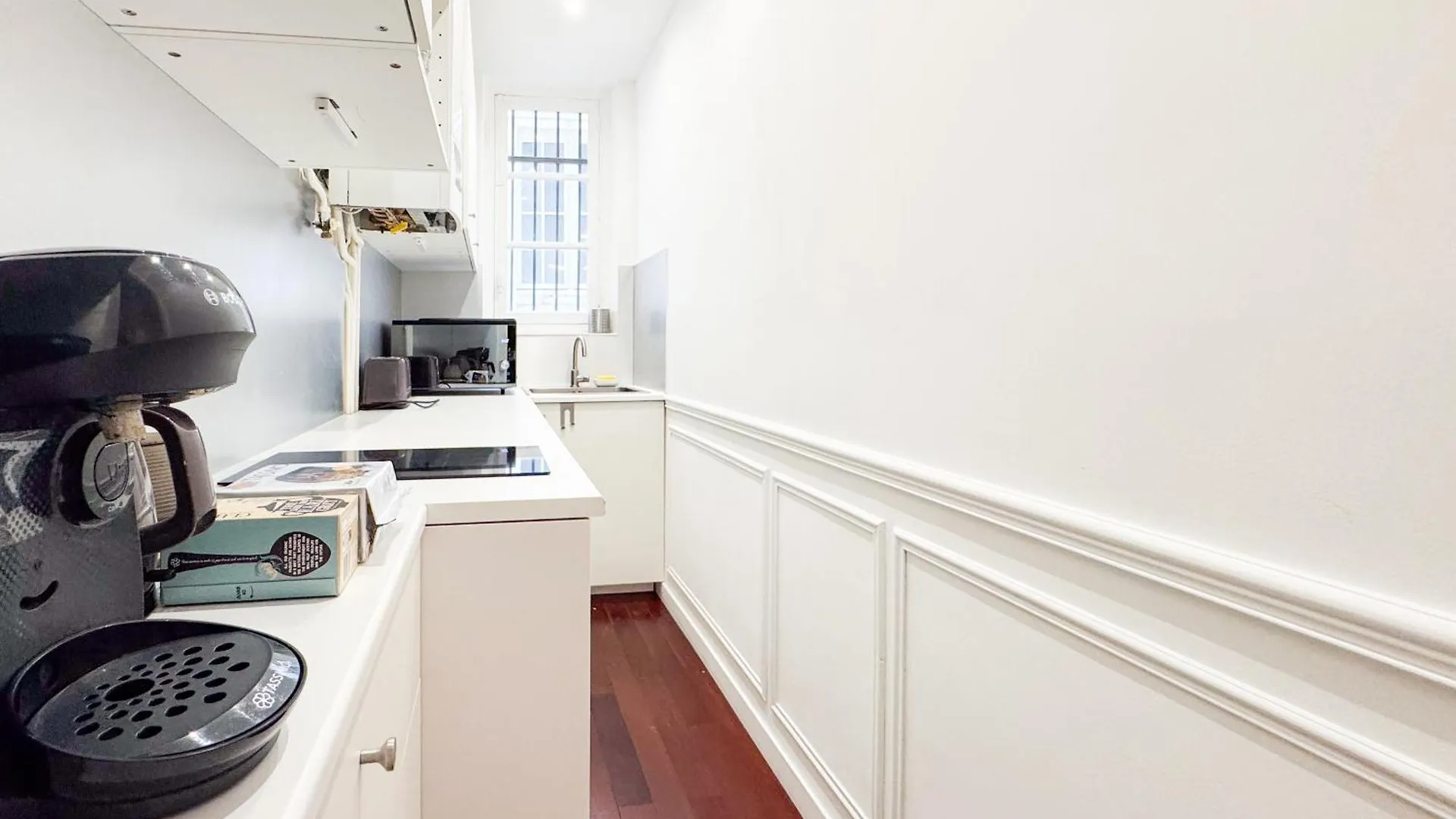 Penbed-2br- Lovely Parisian Near Bastille